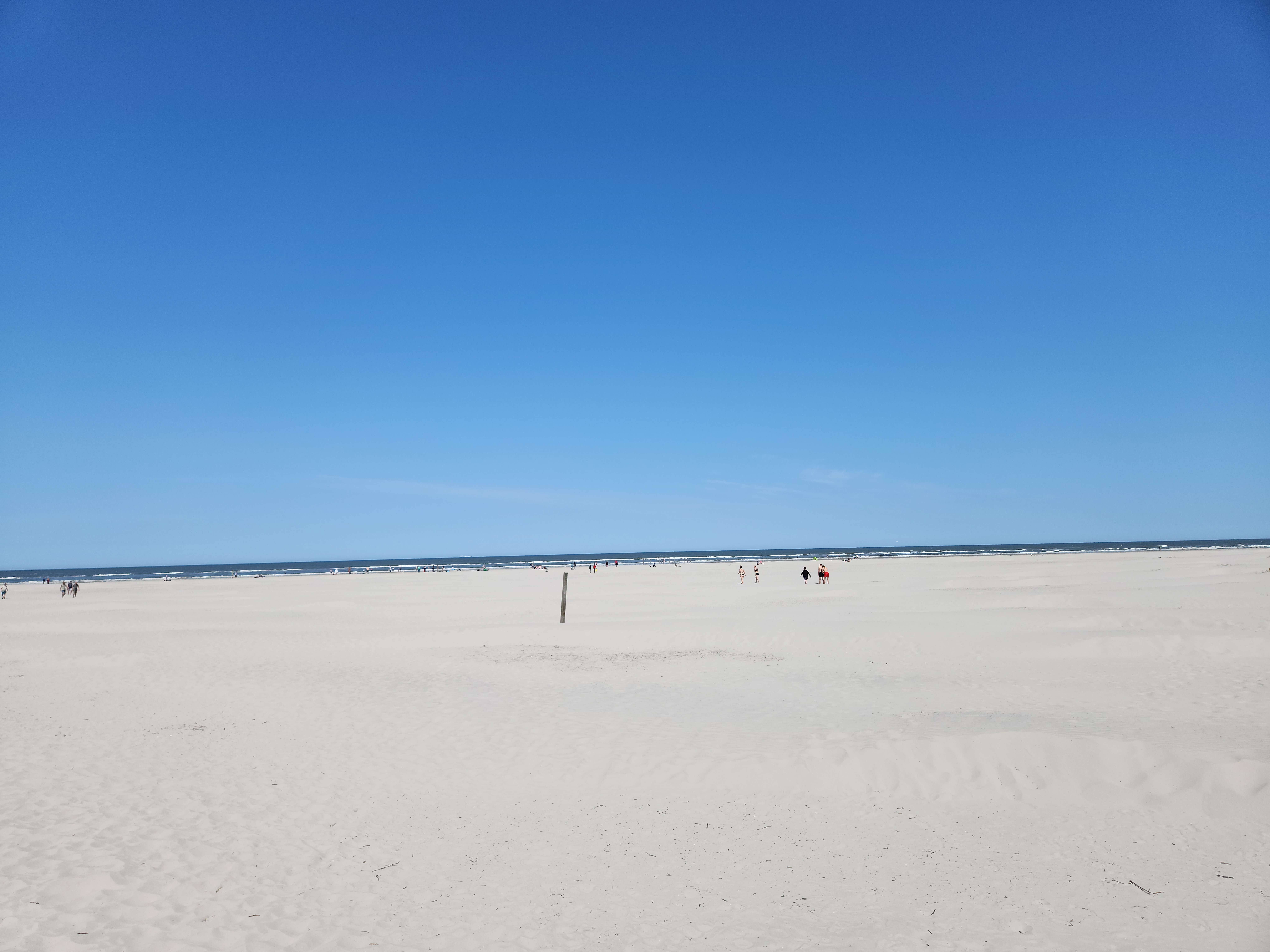 Photo taken wile swimming at the beach on Schiermonnikoog